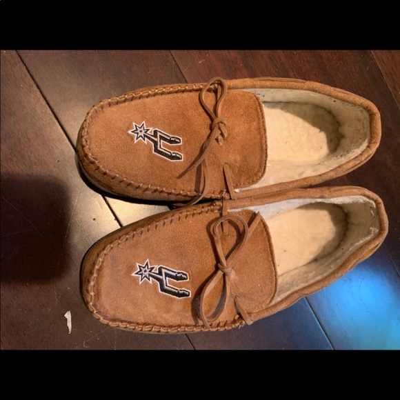 spurs moccasin slippers
